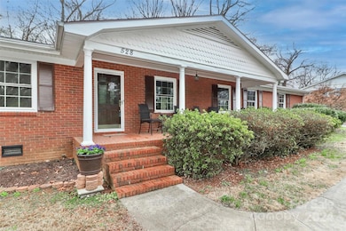 528 Stoneybrook Rd, Statesville, NC 28677 - photo 3