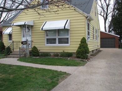 1230 Carlton Ave NE, Grand Rapids, MI 49505 - photo 2