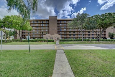 4550 NW 18th Ave unit 206, Pompano Beach, FL 33064 - photo 2