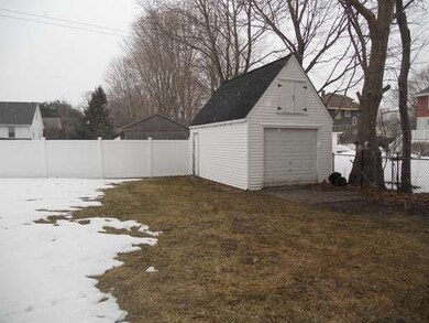 38 Blossom St, Rockland, MA 02370 - photo 3