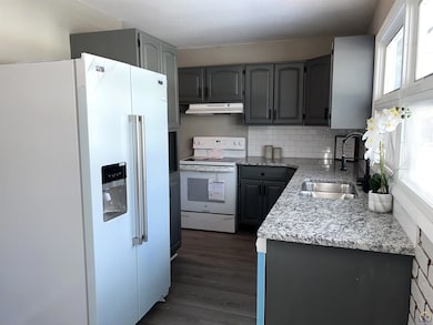 1505 SW 23rd Park, Topeka, KS 66611 - photo 3