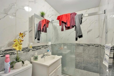 2740 South Rd unit G11, Poughkeepsie, NY 12601 - photo 7