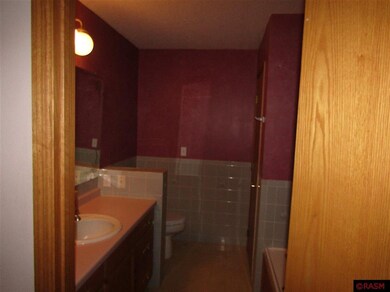 1804 N Payne St, New Ulm, MN 56073 - photo 6