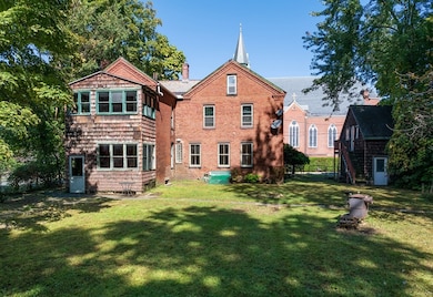 4 Clifford St, Easthampton, MA 01027 - photo 3