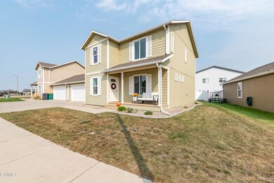 712 14th St SE, Mandan, ND 58554 - photo 3