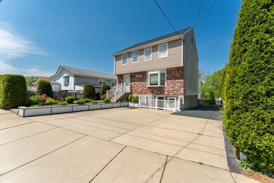 59 New Haven St, West Roxbury, MA 02132 - photo 2