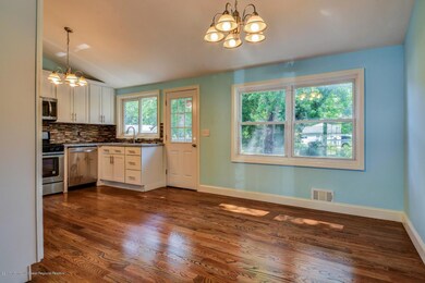 82 Fleetwood Dr Hazlet NJ-print-004-39-B