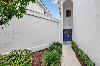 21707 Cromwell Cir, Boca Raton, FL 33486 - photo 3