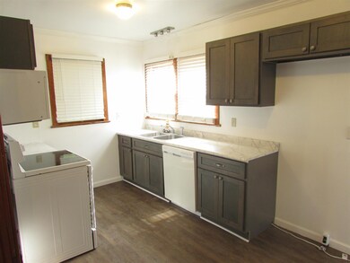 910 Mcarthur St, Manchester, TN 37355 - photo 6