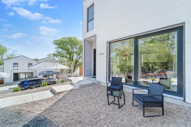 1409 E M Franklin Ave unit B, Austin, TX 78721 - photo 7