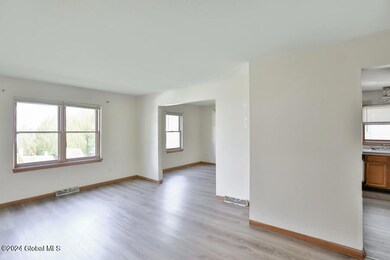 173 W Lawrence St, Albany, NY 12203 - photo 3