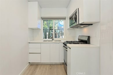 11918 Hart St unit 1, North Hollywood, CA 91605 - photo 2