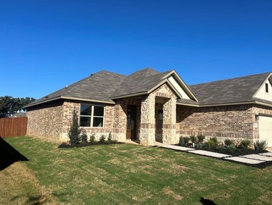 213 Magnolia Dr, Azle, TX 76020 - photo 2