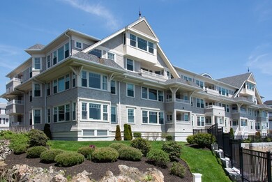 245 Humphrey St unit 305, Swampscott, MA 01907 - photo 2