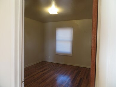 2209 Applegate Ave, Klamath Falls, OR 97601 - photo 2