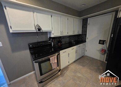 1431 Jerry St, Liberal, KS 67901 - photo 4