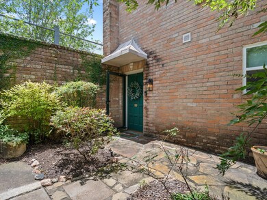 2228 S Piney Point Rd unit 112, Houston, TX 77063 - photo 4