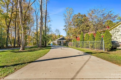 519 Onteora Blvd, Asheville, NC 28803 - photo 5