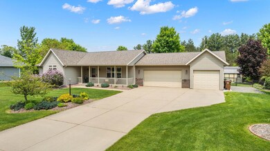 5640 Hunter Oaks Dr, Stevens Point, WI 54482 - photo 3