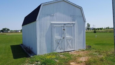 18752 Commercial Point Rd, Circleville, OH 43113 - photo 5