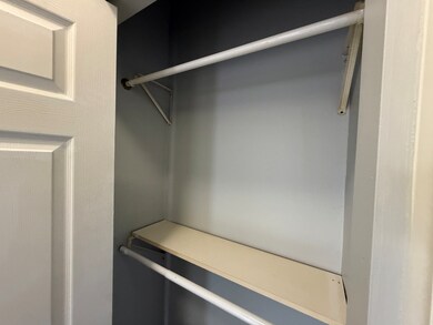 unlisted-address, Berwyn, IL 60402 - photo 6