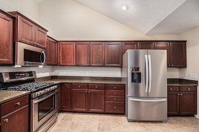 5333 Fawn Creek Dr SW, Wyoming, MI 49418 - photo 6