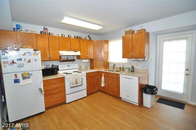 46695 Corkwing Square, Sterling, VA 20164 - photo 5