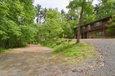 1570 Astolat Rd, Effort, PA 18330 - photo 6