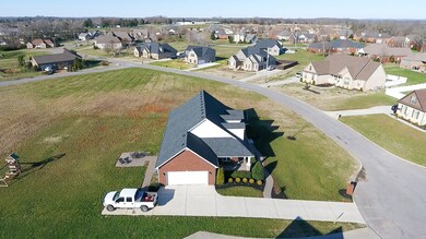 308 Honeysuckle Ln, Shelbyville, TN 37160 - photo 5