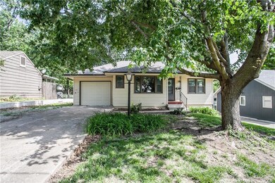 1203 NW B St, Blue Springs, MO 64015 - photo 3