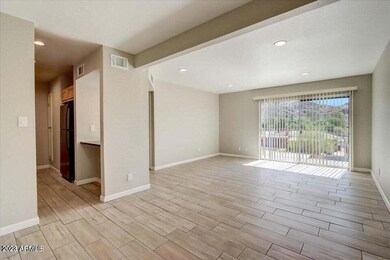 1130 E Butler Dr unit C6, Phoenix, AZ 85020 - photo 2