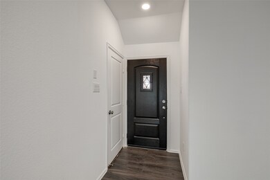 18438 Running Shadow Ct, Hockley, TX 77447 - photo 5