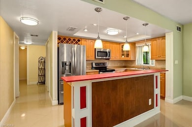 4300 Gulfstream Dr unit 1B, Naples, FL 34112 - photo 5