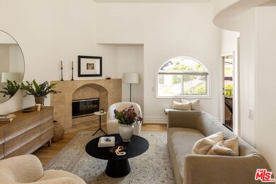 911 7th St unit D, Santa Monica, CA 90403 - photo 2