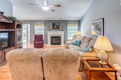 2508 Liberty Dr, Maryville, IL 62062 - photo 5