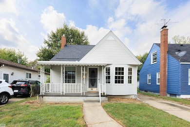 21833 Cushing Ave, Eastpointe, MI 48021 - photo 2