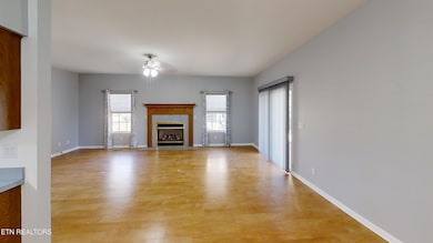 172 Hawthorn Loop, Crossville, TN 38555 - photo 2