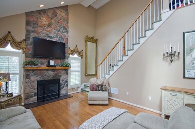 2 Hedgerow Ln, Manalapan, NJ 07726 - photo 6