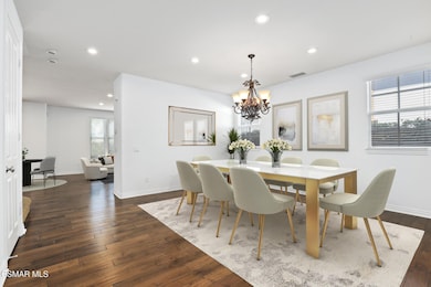 Virtual Staged Dining Room