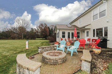 23764 Deer Chase Ln, Naperville, IL 60564 - photo 3