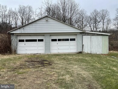 6773 Kings Hwy S, Zionsville, PA 18092 - photo 4