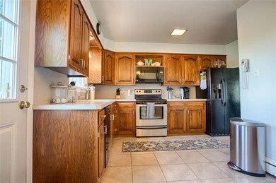 725 Seip Ave, Nazareth, PA 18064 - photo 4