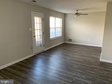 1123 Meadows Dr, Williamstown, NJ 08094 - photo 5