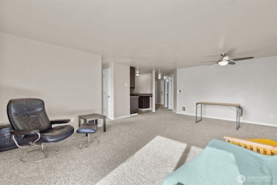 Holly 100 unit A208, Everett, WA 98204 - photo 3