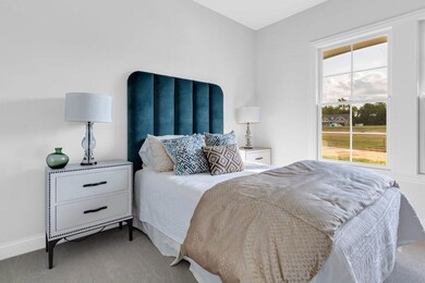 1st floor guest room
