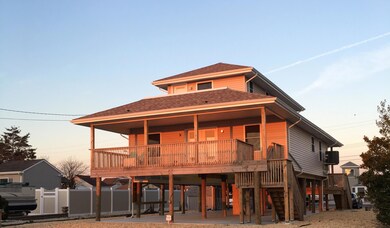 1609 Beach Blvd