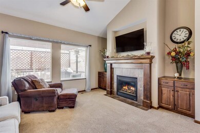 10912 W Hampton Lakes Ct, Maize, KS 67101 - photo 4