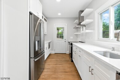 45 Oakridge Rd, West Orange, NJ 07052 - photo 4