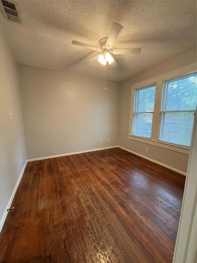 317 W 35th St unit B, Austin, TX 78705 - photo 2