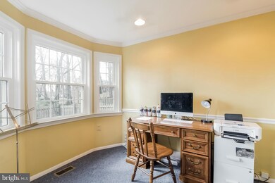 2332 N Oak St, Falls Church, VA 22046 - photo 7